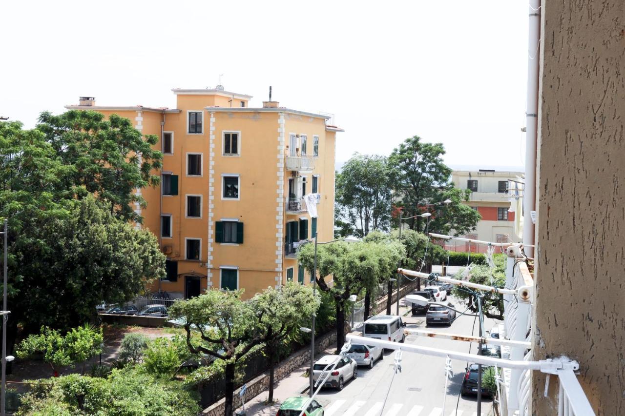 Bright Apartment Near The Sea With Parking Salerno Ngoại thất bức ảnh