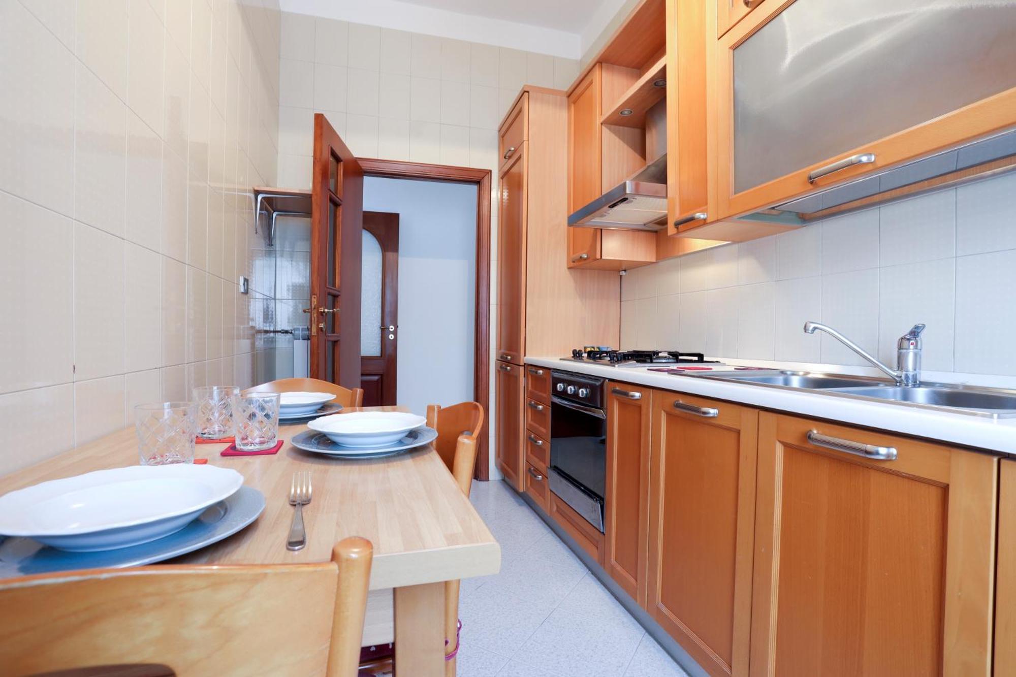 Bright Apartment Near The Sea With Parking Salerno Ngoại thất bức ảnh